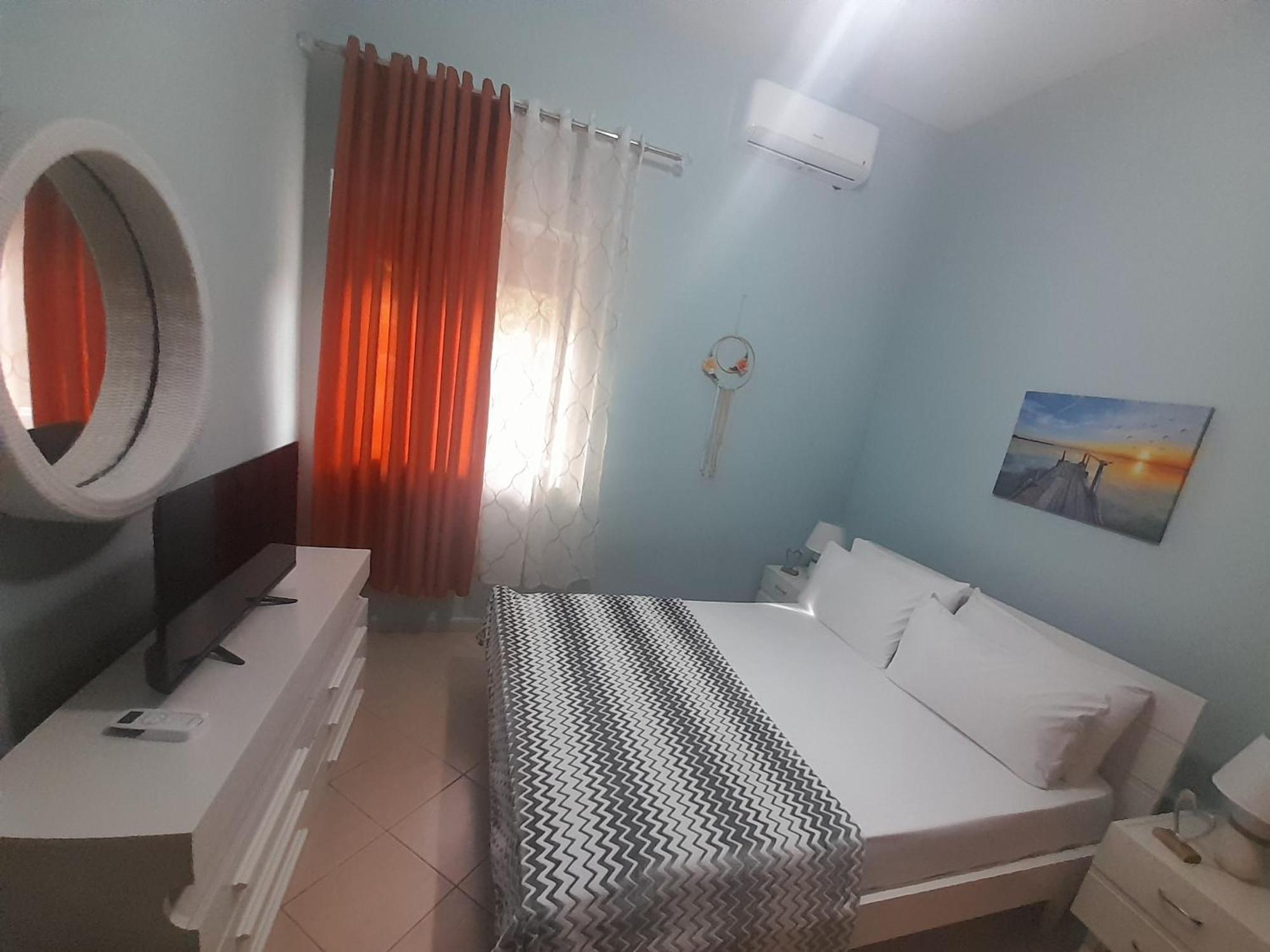 Appartamento George 1 Gjirokastër Esterno foto